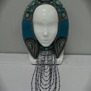 Кокошник и ожерелье