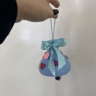 "Игрушка на ёлку"