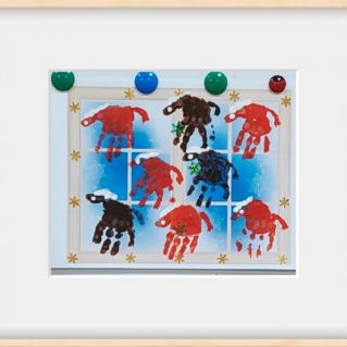 "Новогодние лошадки" украсили наше окно