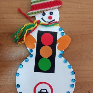 Снеговик - регулировщик