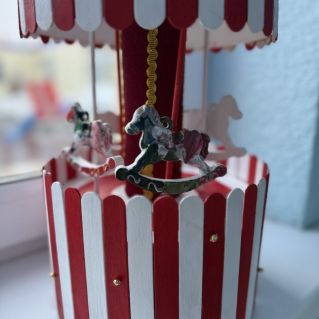 Новогодняя карусель