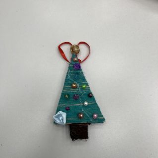 Елочка из пряжи