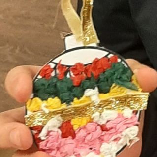 Ногодняя игрушка