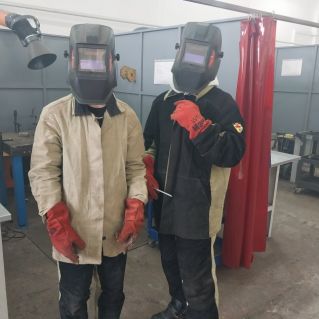 Не космонавты мы , а сварщики!