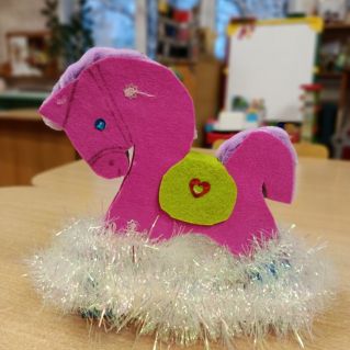 Символ года "Лошадка"