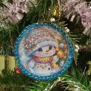 Весёлый снеговик