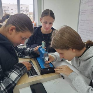 Юным мастерам швейного производства всего несколько шагов  к мечте.