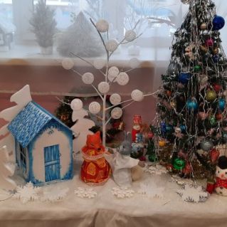 "новогодняя деревня"