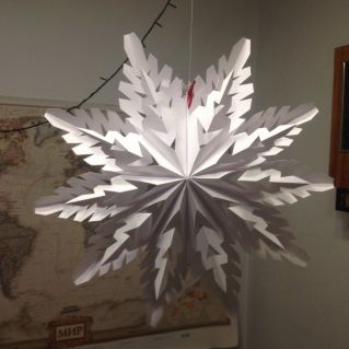 Новогодняя снежинка