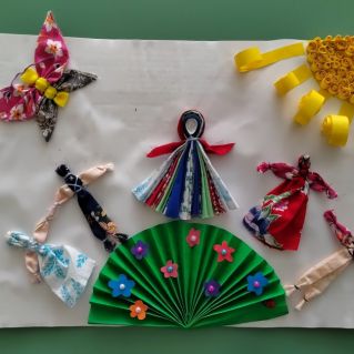 "Народы России"