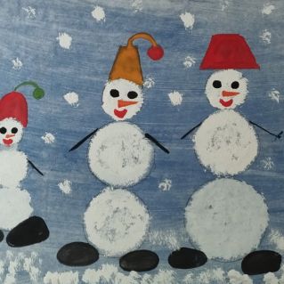 "Веселые снеговики"