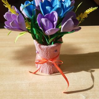 «Тюльпаны и веточки мимозы»