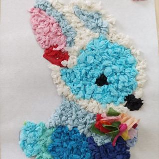 Зайка идет в гости к маме