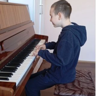 Е. Кислицкий. Пьеса.