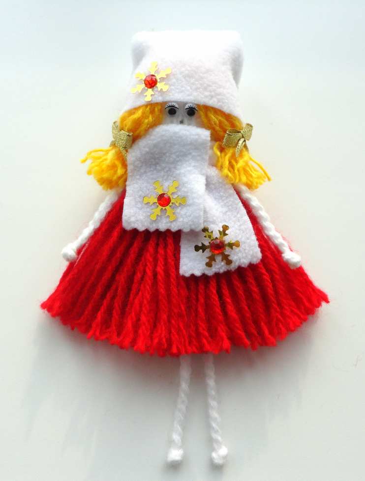 Кукла из ниток