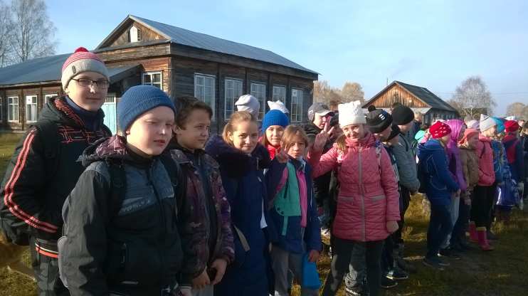 Скоро выступаем.